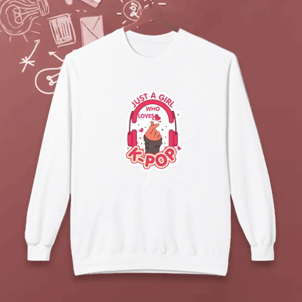 Kpop girlfriend, kpop girlie t-shirt.